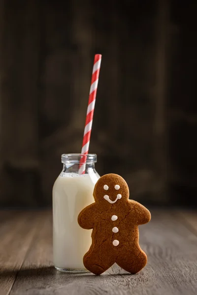 Gingerbread Man & melk — Stockfoto