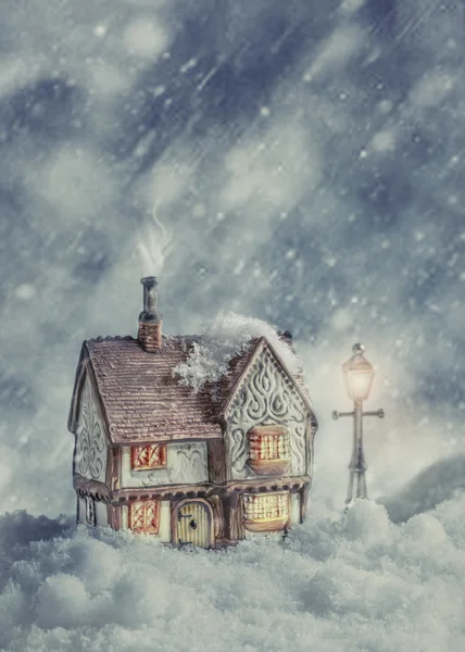 Cottage invernale — Foto Stock