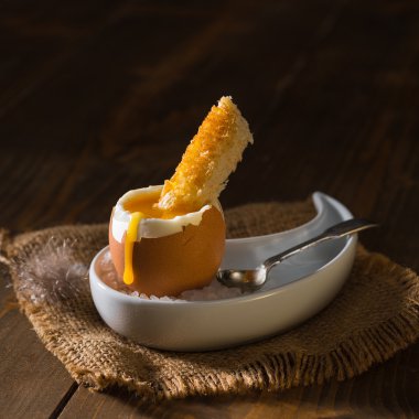 yumuşak haşlanmış yumurta