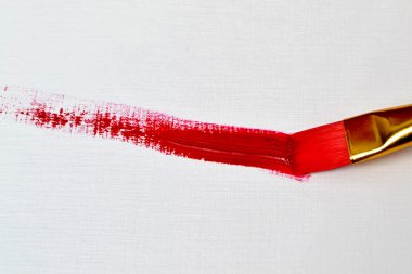 Şekil kırmızı fırça