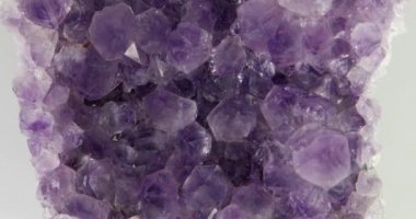 Druse Ametist döner 