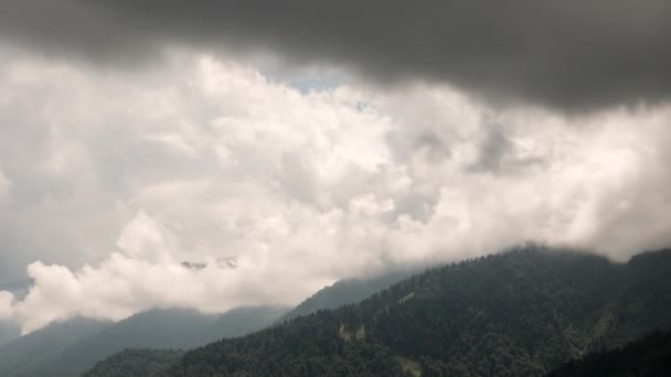 Mountains in the clouds. Time Lapse. — Stock Video