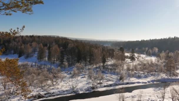 El río en el invierno, Rusia — Vídeos de Stock