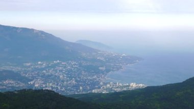 Yalta Mount AI Petri