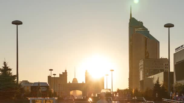 Astana nybyggen och gatubelysning — Stockvideo