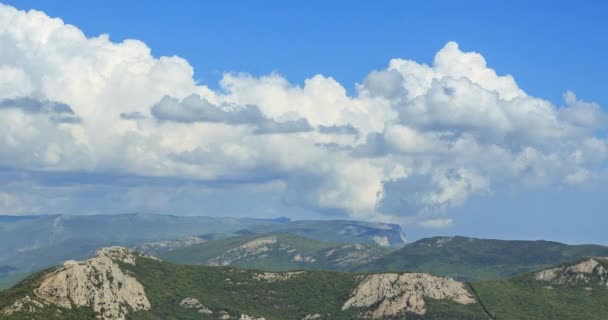 Berge im Süden der Krim — Stockvideo