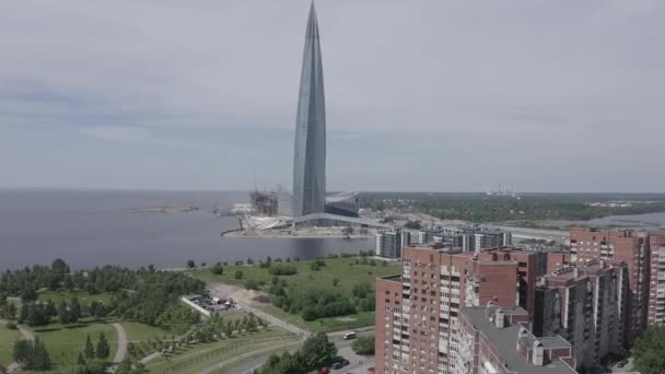 Petersburg, Rosja. Centrum Lakhty. Główna siedziba Gazpromu. 4K — Wideo stockowe