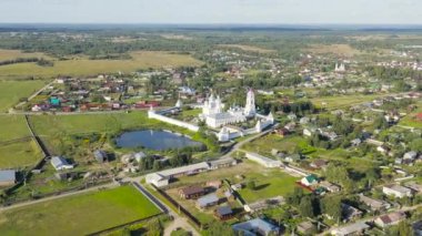 Pereslavl-Zalessky, Rusya. Nikitsky Manastırı - Rus Ortodoks Kilisesi 'nin Pereslavl Piskoposluğu Manastırı. 4K