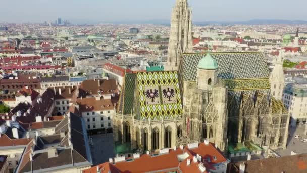 Wiedeń, Austria. Katedra św. Szczepana (Niemcy: Stephansdom). Katedra katolicka - narodowy symbol Austrii. 4K — Wideo stockowe