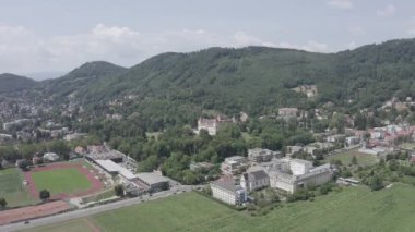 Graz, Avusturya. Eggenberg Sarayı (Schloss Eggenberg) - Styria 'nın en büyük aristokratik konutu Dünya Mirası olarak listelenmiştir. İnşaat 1646 'da tamamlandı. 4K
