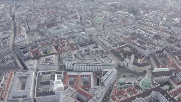 Viena, Austria. Vuelo sobre el centro histórico de Viena. 4K — Vídeos de Stock