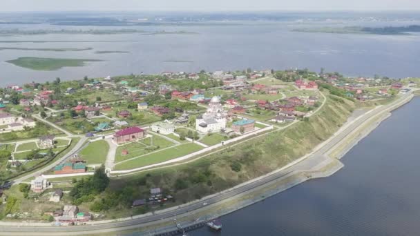 Sviyazhsk, Rusia. Pemandangan udara Sviyazhsk Island-city. 4K — Stok Video