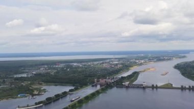 Rybinsk, Rusya. Sistem Rybinsk rezervuarını kilitliyor. 4K