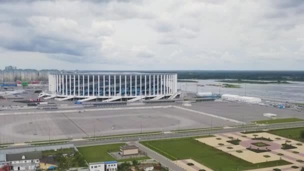 Nizhny Novgorod, Rusia - 8 de agosto de 2020: Estadio Nizhny Novgorod. 4K — Vídeo de stock