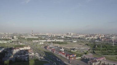 Gün batımında St. Petersburg 'un panoramik manzarası. - Rusya. Uyku alanları. 4K