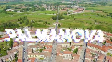 Palmanova, Udine, İtalya. Döneminin örnek niteliğinde bir takviye projesi 1593 yılında başlatıldı. 4K
