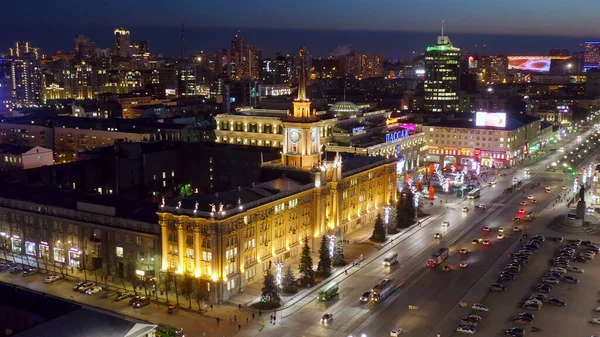 Ekaterinburg Ryssland Mars 2020 Stadshuset Centrala Torget Nattstad Tidigt Våren — Stockfoto