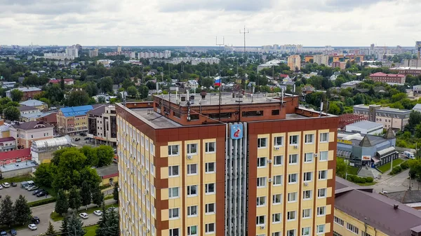 伊凡诺沃 俄罗斯 2020年8月12日 飞越市中心 伊凡诺沃的行政与城市的纹章 空中景观 — 图库照片