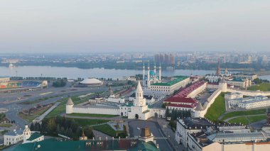 Kazan, Rusya. Sabahın erken saatlerinde Kazan Kremlin 'in hava görüntüsü. Spasskaya Kulesi, Hava Görünümü  