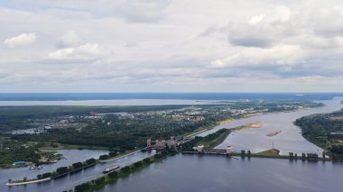 Rybinsk, Rusya. Sistem Rybinsk rezervuarını kilitliyor, Hava Görünümü  