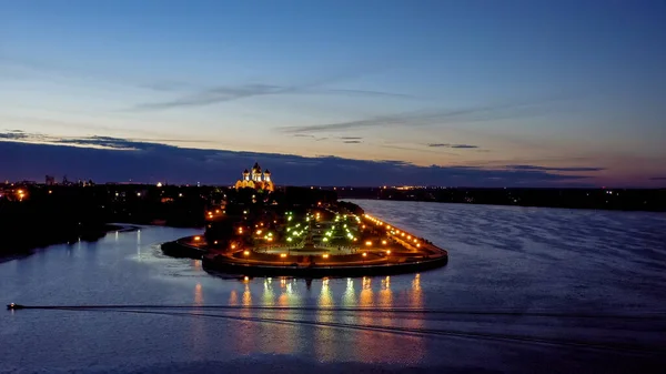 Jaroslawl Russland Strelka Kotorosl Mündet Die Wolga Stadtbeleuchtung Nach Sonnenuntergang — Stockfoto