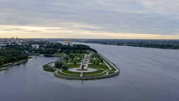 Yaroslavl Rusya Strelka Spit Kotorosl Volga Nehri Akar Gün Batımı — Stok fotoğraf