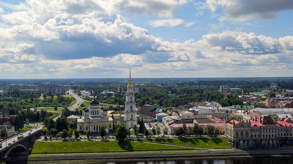 Rybinsk Russia Rybinsk Bridge Spaso Transfiguration Cathedral Cathedral Transfiguration Lord — Stock Photo, Image