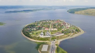 Sviyazhsk, Rusya. Sviyazhsk Adası 'nın havadan görünüşü, Hava Görüntüsü  