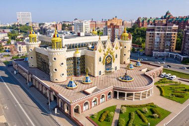 Kazan, Rusya - 6 Ağustos 2020: Ekiyat Kukla Tiyatrosu. Hava görünümü