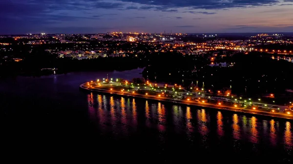 Jaroslawl Russland Strelka Kotorosl Mündet Die Wolga Stadtbeleuchtung Nach Sonnenuntergang — Stockfoto