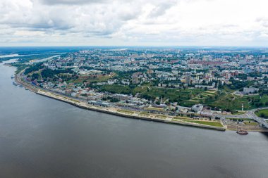 Nizhny Novgorod, Rusya. Şehir merkezinin panoramik görüntüsü havadan