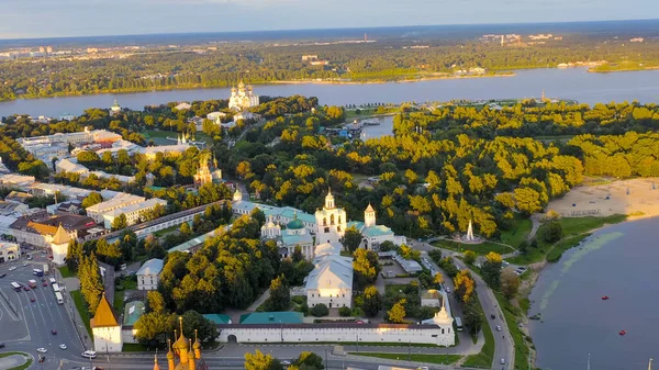 Yaroslavl Ryssland Belfry Yaroslavl Spaso Preobrazhensky Kloster Spaso Yaroslavl Kloster — Stockfoto