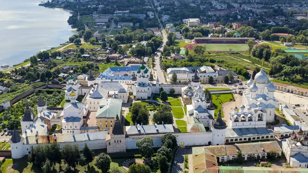 Rostov, Rusya. Rostov Kremlin. Büyük Rostov şehrinin ana ilgi odağı, Havadan Bakış  