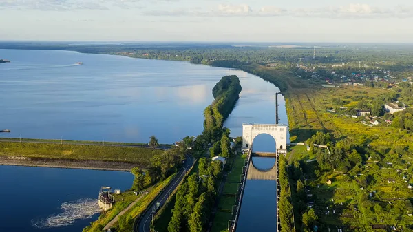 Uglich Ryssland Uglich Pound Lock Gateway Volga Floden Tidig Morgon — Stockfoto
