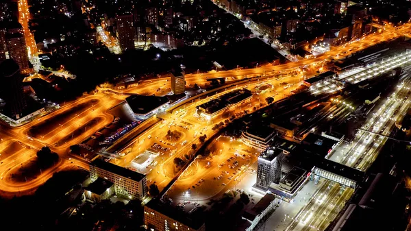 ロシアのロストフ 2020年8月25日 鉄道駅ロストフ グラヴニー 市街地夜景 空中風景 — ストック写真