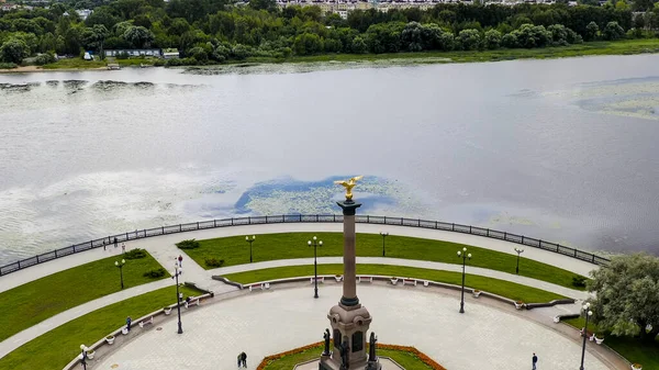 Russland Jaroslawl August 2020 Strelka Nehrung Denkmal Zum 1000 Jahrestag — Stockfoto