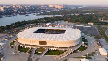 Rostov-on-Don, Rusya - 25 Ağustos 2020: Rostov Arena. Futbol stadyumu, Rostov-on-Don 'da futbol şampiyonası. Günbatımı Saati, Hava Görünümü  