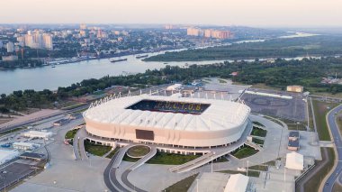 Rostov-on-Don, Rusya - 25 Ağustos 2020: Rostov Arena. Futbol stadyumu, Rostov-on-Don 'da futbol şampiyonası. Günbatımı Saati, Hava Görünümü  