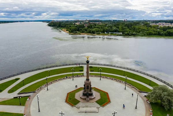 Rusia Yaroslavl Agosto 2020 Park Strelka Spit Monumento 1000 Aniversario — Foto de Stock