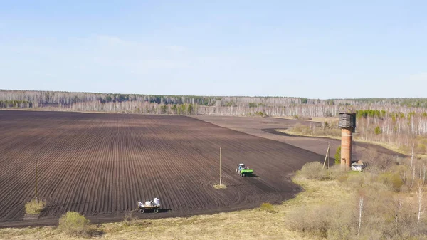 Russie Oural Planter Des Pommes Terre Sur Terrain Avec Une — Photo
