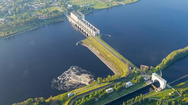 Uglich Ryssland Uglich Pound Lock Portalvattenutsläpp Tidig Morgon Flygfoto — Stockfoto