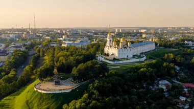 Rusya, Vladimir. Vladimir 'deki Dormition Katedrali (Assumption Cathedral) Rus Ortodoks Kilisesi Vladimir Metropolitanate Katedrali, Hava Görünümü  