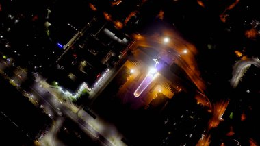 Rostov-on-Don, Rusya. Stele 'den Rostov' un kurtarıcılarına. Tiyatro meydanı. Gece görüşü, Hava Görünümü  