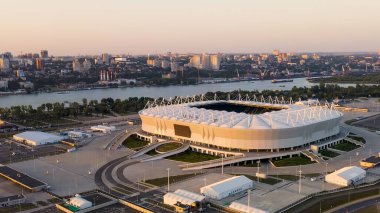 Rostov-on-Don, Rusya - 25 Ağustos 2020: Rostov Arena. Futbol stadyumu, Rostov-on-Don 'da futbol şampiyonası. Günbatımı Saati, Hava Görünümü  