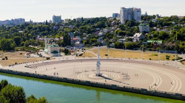 Voronezh, Rusya. Amiralteyskaya Meydanı. Voronezh Nehri Embankment, Hava Görüntüsü  