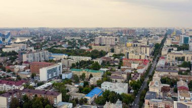 Krasnodar, Rusya. Şehir merkezinin panoramik görüntüsü. Yaz hava manzarası, Hava manzarası  