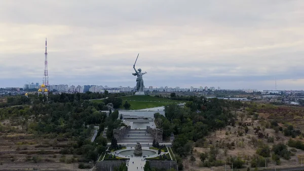 Volgograd Rússia Vista Noturna Escultura Motherland Calls Sobre Mamaev Kurgan — Fotografia de Stock