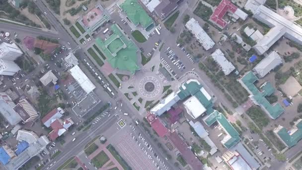 Ryssland, Ulan-Ude. Teatertorget uppkallat efter Lhasaran Linhovoin — Stockvideo