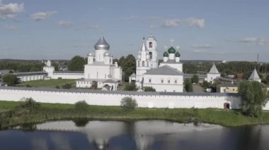 Pereslavl-Zalessky, Rusya. Nikitsky Manastırı - Rus Ortodoks Kilisesi 'nin Pereslavl Piskoposluğu Manastırı. 4K