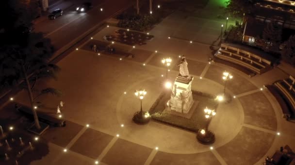 Simferopoli, Crimea. Monumento a Caterina la Grande. Di notte. 4K — Video Stock